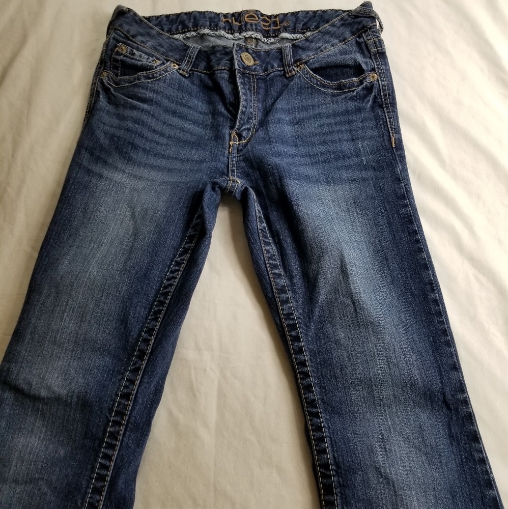 Rue21 Mid Rise Boot 3/4 Short